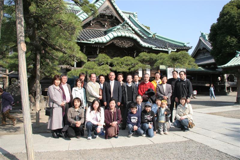 �͂ƃo�X�ŏ��铌���i�C�g�c�A�[