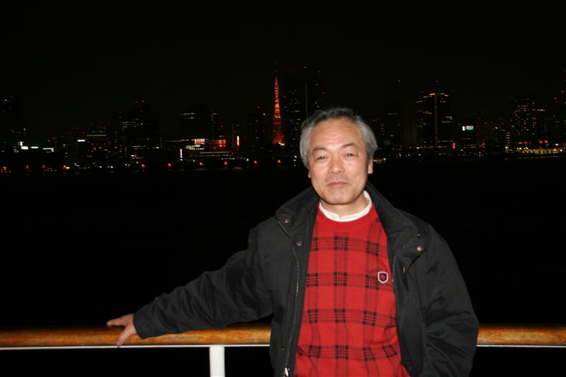 �͂ƃo�X�ŏ��铌���i�C�g�c�A�[